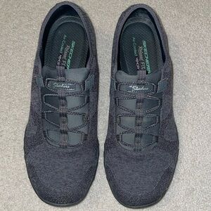 Skechers Breathe Easy Relaxed Fit Slip On Sneakers, size 11